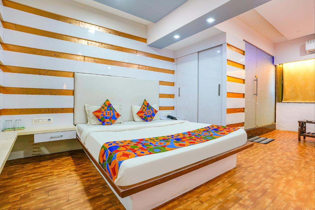 Отель Fabexpress Vinyasa Residency Бхаяндар Экстерьер фото